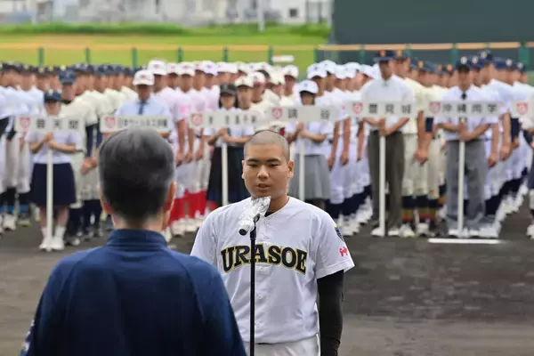 「高校野球の沖縄大会が開幕　夏の甲子園出場を懸け61校56チーム出場」の画像