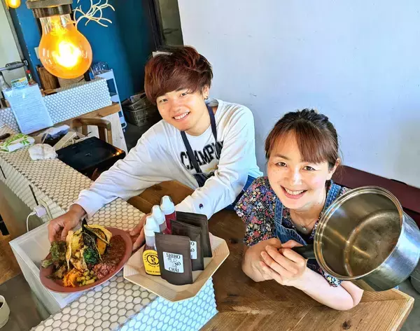 「自分でおいしいと思ったものが正解　次男の言葉で転機　「ギルトフリー」で仕上げるカレー　沖縄・与那原町のシホノカリー」の画像
