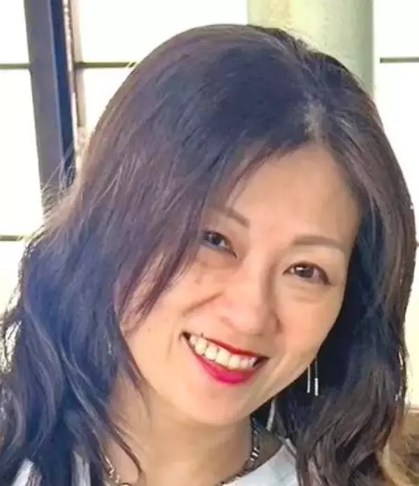 「誰ともかぶらない１着」オンリーワンのかりゆしウエア　着る人の魅力引き出す対面の服作り