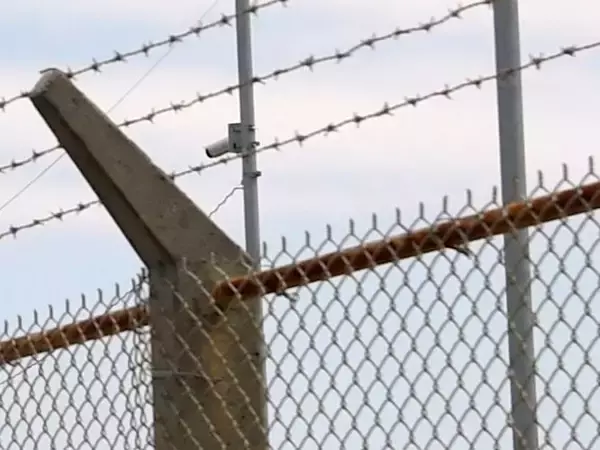 大学入学共通テスト中に米軍機騒音75デシベル　試験会場の沖縄県・琉球大学の上空で2度