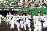 「プロ野球キャンプがスタート　沖縄は阪神、日本ハムなど6球団が始動」の画像1
