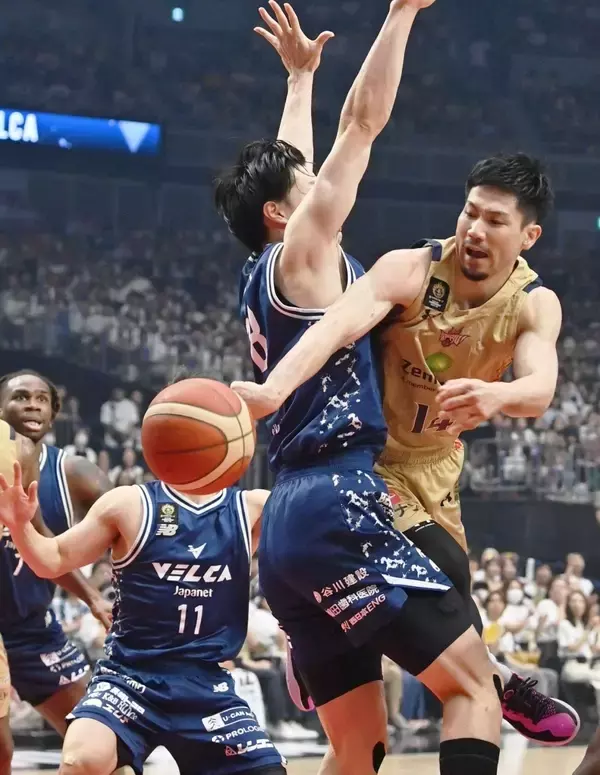 キングス、3季連続の準優勝　長崎に終盤猛追も届かず　バスケBリーグCS決勝