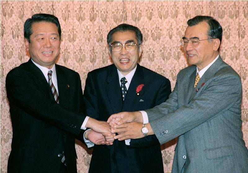 公明党が連立離脱　首相指名選挙は決選投票の公算　鍵握る政党と政局の行方