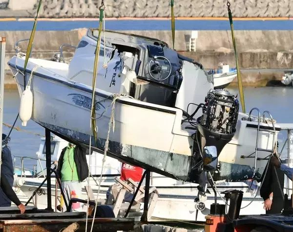 「平和学習の研修旅行が暗転　辺野古沖で転覆2人死亡　教頭「とてもつらい」」の画像