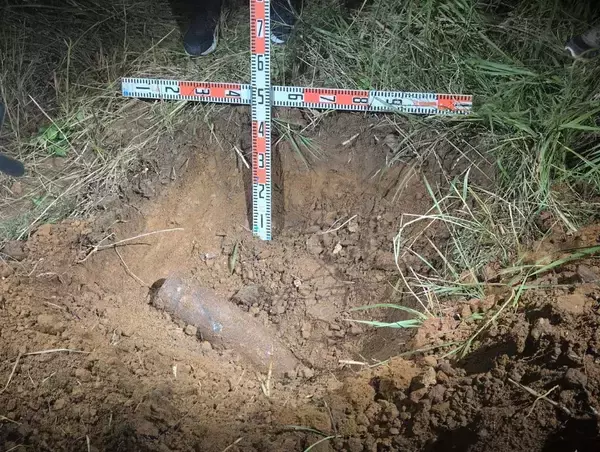 沖縄の宮古空港、また不発弾発見　米国製５インチロケット弾　自衛隊が回収