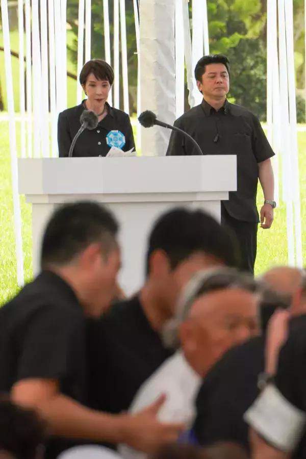 「【全文】高市首相、就任後初の沖縄訪問　慰霊の日追悼式で「平和な世の中へ不断の努力」　あいさつ中ヤジも」の画像