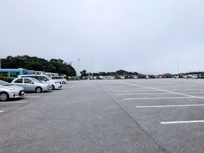 津波注意報　南城市、車中避難用に公共駐車場の一部を無料開放