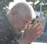 「忘れない、祈り今こそ　沖縄県内各地で慰霊祭　孫に同じ思いさせたくない」の画像19