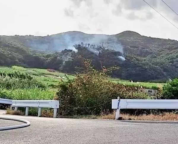 沖縄・久米島で野原火災　8日午後11時現在も鎮火せず　人的被害など確認されず