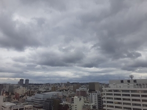 沖縄の天気予報（12月28日）曇り　所により弱い雨