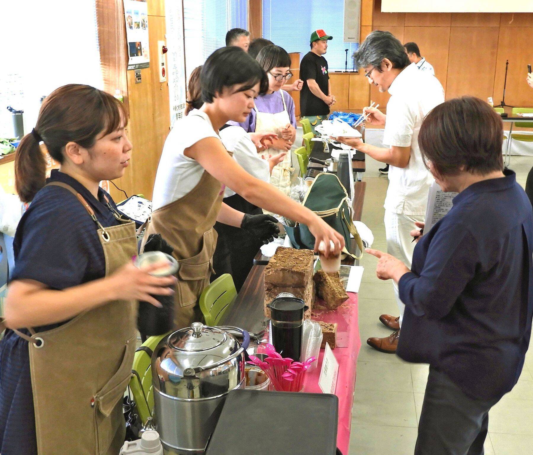「古宇利島のバナナケーキ」が最優秀賞　今帰仁村の素材「魅力を引き出している」　特産品コンテスト