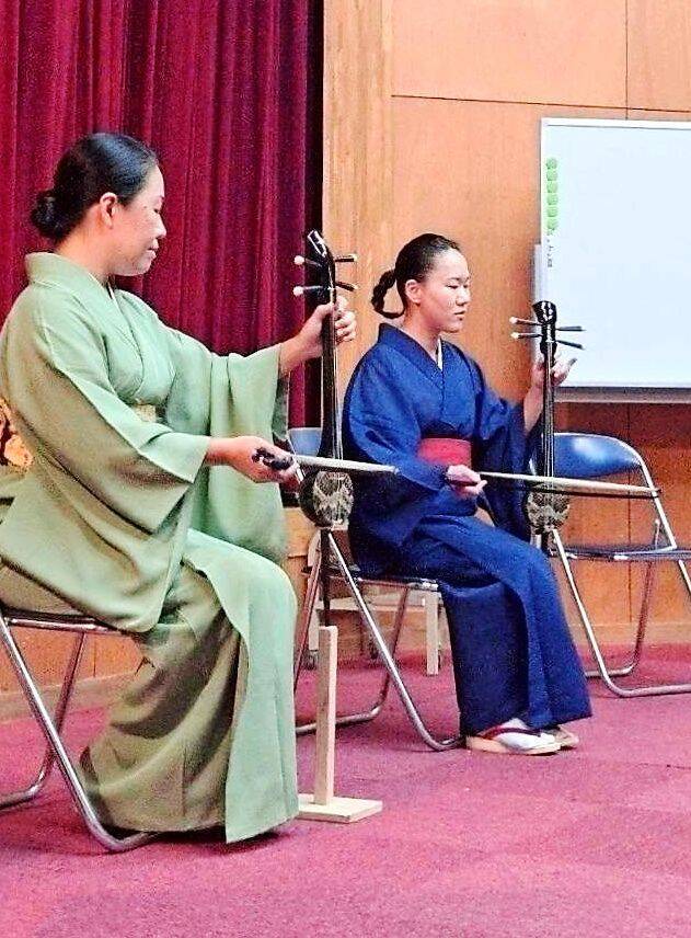 ［タイムス伝統芸能選考会］三刀屋、胡弓でグランプリ　「寄り添う」演奏意識　両目の不自由越え