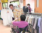 「しまむらが出張販売「これかわいい！」　自分で服を選ぶ喜び　沖縄市」の画像1