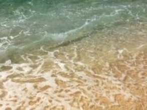 海で遊んでいた中学生2人溺れる　1人が意識不明で搬送　沖縄・南城市奥武島