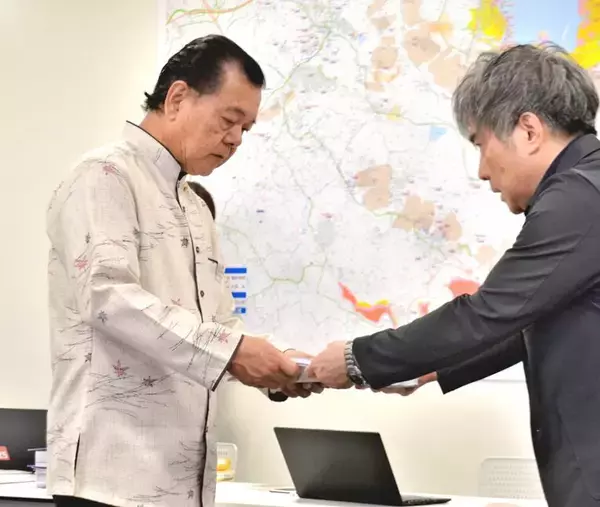 「これまで何が？いま何が？　イチからわかる沖縄・南城市長セクハラ問題」の画像