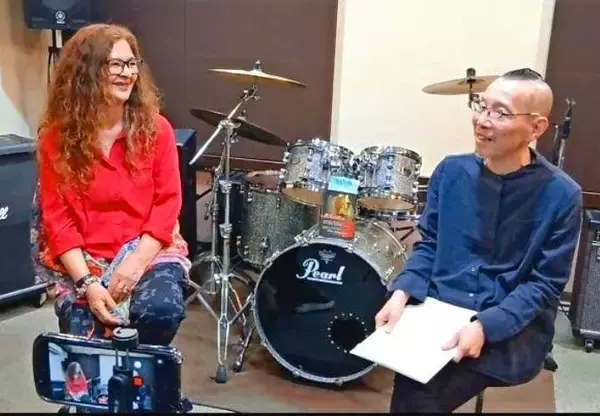 沖縄ロックの女王Marie、真実語る　幸田悟とトーク【動画あり】
