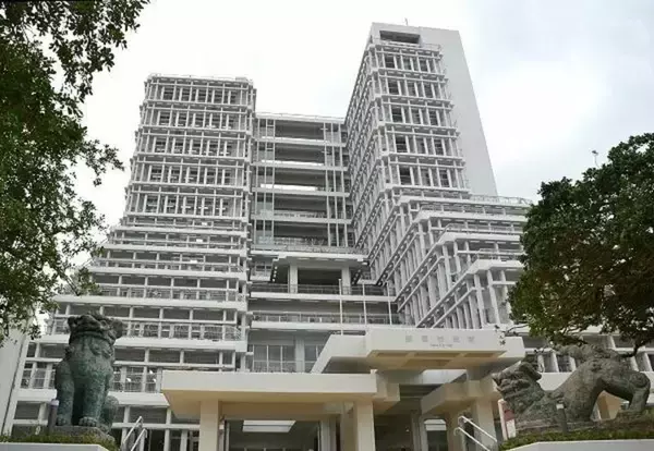 那覇市議会、奥間綾乃市議を厳重注意へ　息子の音楽ライブ参加で翌日の本会議欠席