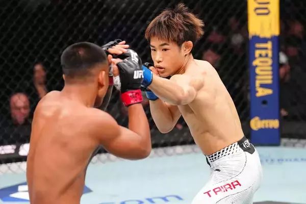 平良達郎、5R TKO負け　UFCフライ級世界タイトルマッチ【試合写真あり】
