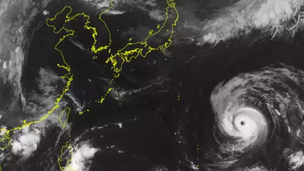 「非常に強い台風13号　6日ごろ大東島に接近　来週後半には沖縄本島直撃の恐れ」の画像