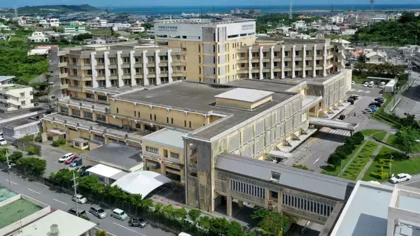 沖縄県立中部病院の新病棟　2031年度中に運用開始へ　医療機能や病床数など検討