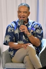 ドジャース・ロバーツ監督が沖縄講演　WS連覇の今季「非常に難しいシーズンだった」　古里・那覇の思い出も