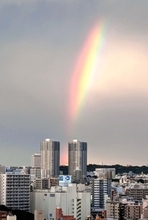 那覇市でダブルレインボー　5月6日夕方に出現