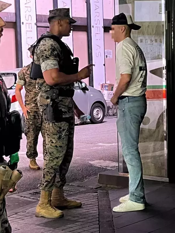 「米軍憲兵隊、那覇市松山で初のパトロール　沖縄市では日米合同巡視、殴り合った米兵2人を拘束」の画像