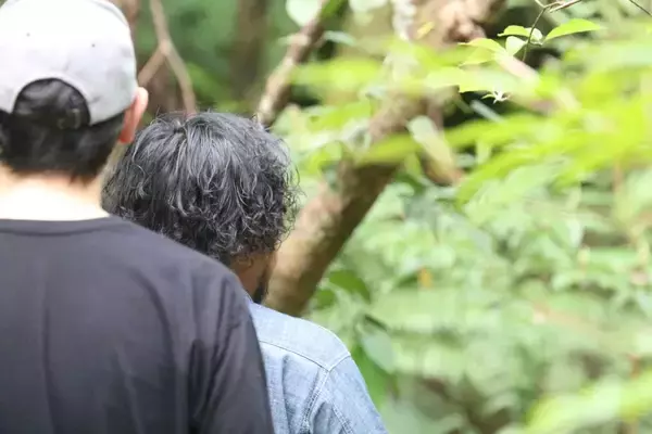 「「場所は秘密」が参加の条件　おもてなしアプリで見つけた、“秘境の滝”と沖縄文化に出会う旅」の画像