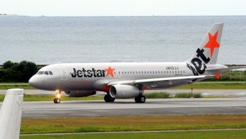 ジェットスター機、不具合感知し引き返す　成田ー那覇便