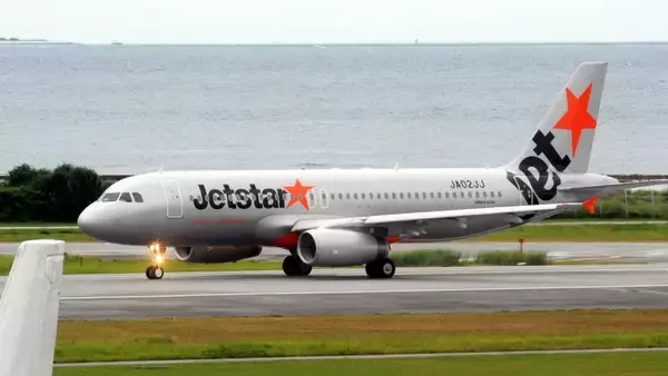 ジェットスター機、不具合感知し引き返す　成田ー那覇便