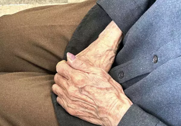 「怖くなって」544万円送金　ニセ警察詐欺、沖縄で被害拡大　本島の70代女性、体験語る