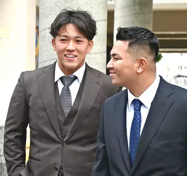 「今季は1軍目指す」　プロ野球広島の仲田内野手が二十歳の式典に　那覇中の同級生とリラックス、当時の思い出は？　