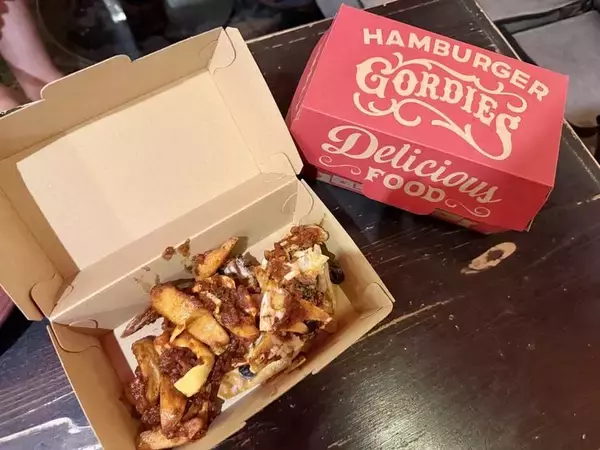 「【北谷町】アメリカンな大人気ハンバーガー店『GORDIE'S』で友人と食事会してきました♪【美ら浜つーしん】」の画像