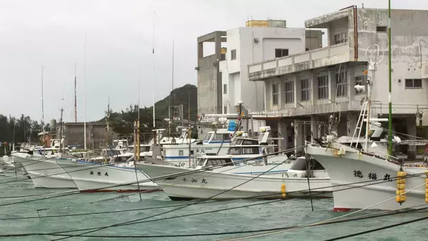 漁船から救難信号　南大東島沖で炎上し沈没　沖縄・知念漁協所属