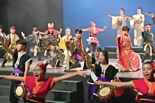 ゴリさん「心が震えた」　島の小中高生の組踊熱演に感激　沖縄・久米島フェア、那覇市できょう12月14日まで