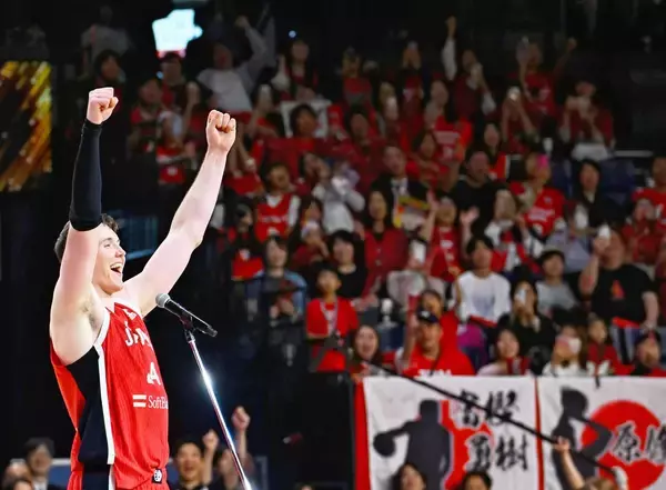 ［沖縄days］試合に勝利「あり乾杯」　沖縄市