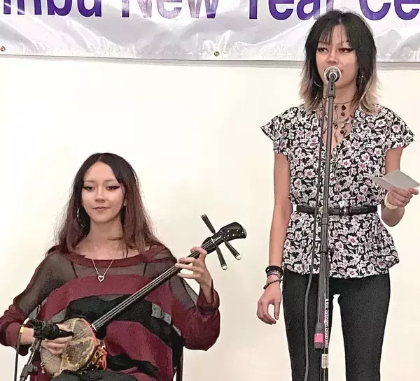「＠米国　三線や舞踊披露　婦人部が新年会　北米沖縄県人会　［ワールド通信員ネット］」の画像
