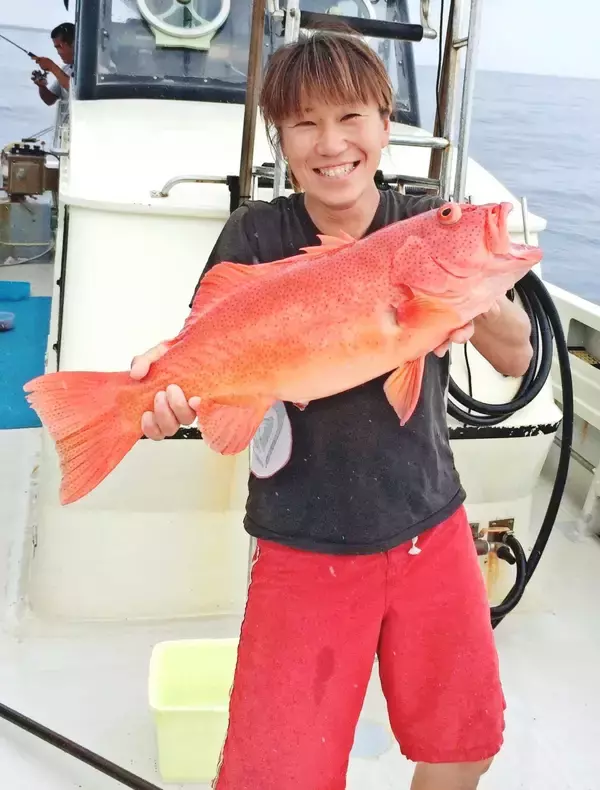 久米島漁協の伊関さん、女性初の「漁業士」に　「若手の増加と女性育成へ」と抱負