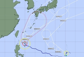 台風7号、強い勢力で沖縄地方接近へ　新たに台風8号も発生（23日正午現在）