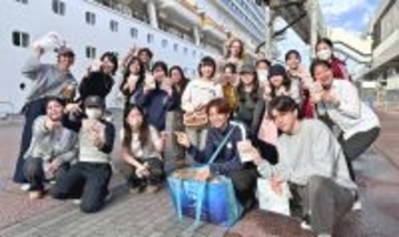 「マチグヮー」の魅力、外国人へ発信！　沖大生、英語で観光地図を作成　那覇市の店舗や通り10店舗を紹介