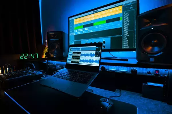 「「天才だ…」沖縄56歳の人気歌手が絶句　中高生DTMコンテストに見た“作曲家立県”の夢」の画像