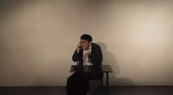 「R-1準決勝で異彩放つ唯一のフリー芸人　沖縄のダークホース・メガネロック大屋が狙う“県勢初V”」の画像