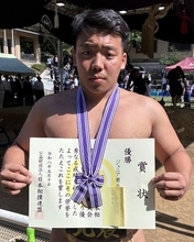 玉城鳳真（北部農2年）が優勝　相撲の全日本個人体重別ジュニア100キロ未満級　世界選手権へ
