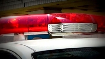 軽貨物車が壁や街灯に衝突　運転の71歳男性、9時間後に死亡　沖縄市