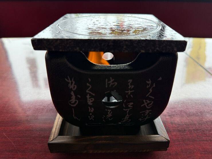 【北谷町】ランチタイムを始めた砂辺の老舗居酒屋『まぐろダイニング あまわり』の定食を食べてきました♪【美ら浜つーしん】