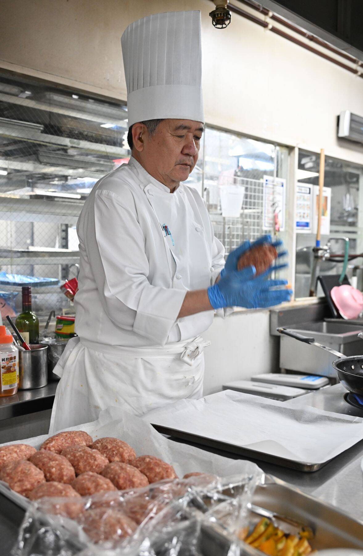 【わが社のパワーランチ】琉球オリオンホテル「岡ちゃん食堂」　手間を惜しまぬベテランシェフの味