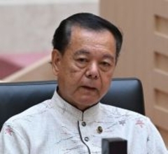 【速報】沖縄・南城市長、次期市長選に立候補を明言　失職の公算大で