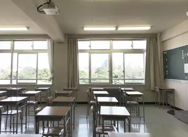 【台風6号】座間味村の小中学校、暴風警報が2日午前7時までに解除なら通常授業