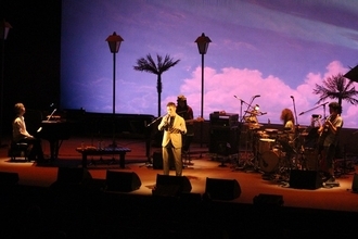 中孝介、中国でチャート1位を獲得した10周年記念ベストアルバムの国内盤リリース決定