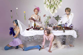 女王蜂、全曲完全新録曲のアルバムを2020年2月にリリース